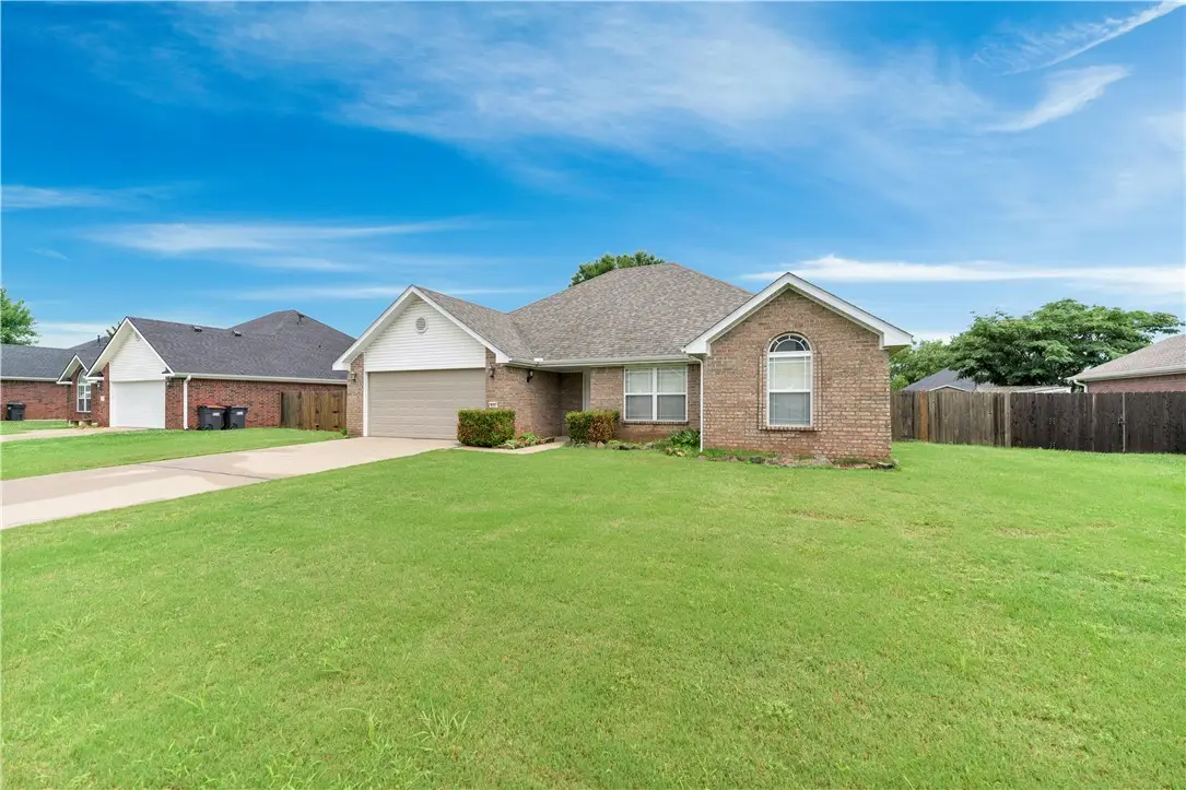 832 Palisades Avenue, Springdale, AR 72764 - #1