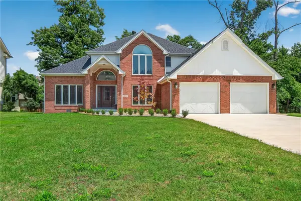 47 Stonehenge Drive, Bentonville, AR 72712
