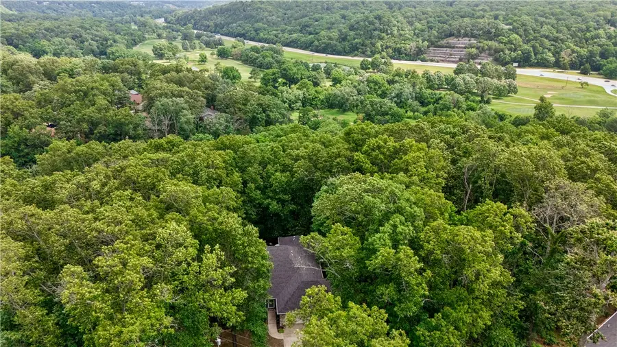 44 Tavistock Drive, Bella Vista, AR 72714 - #3