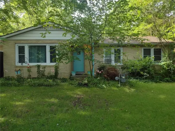 1927 W Wedington Drive, Fayetteville, AR 72701