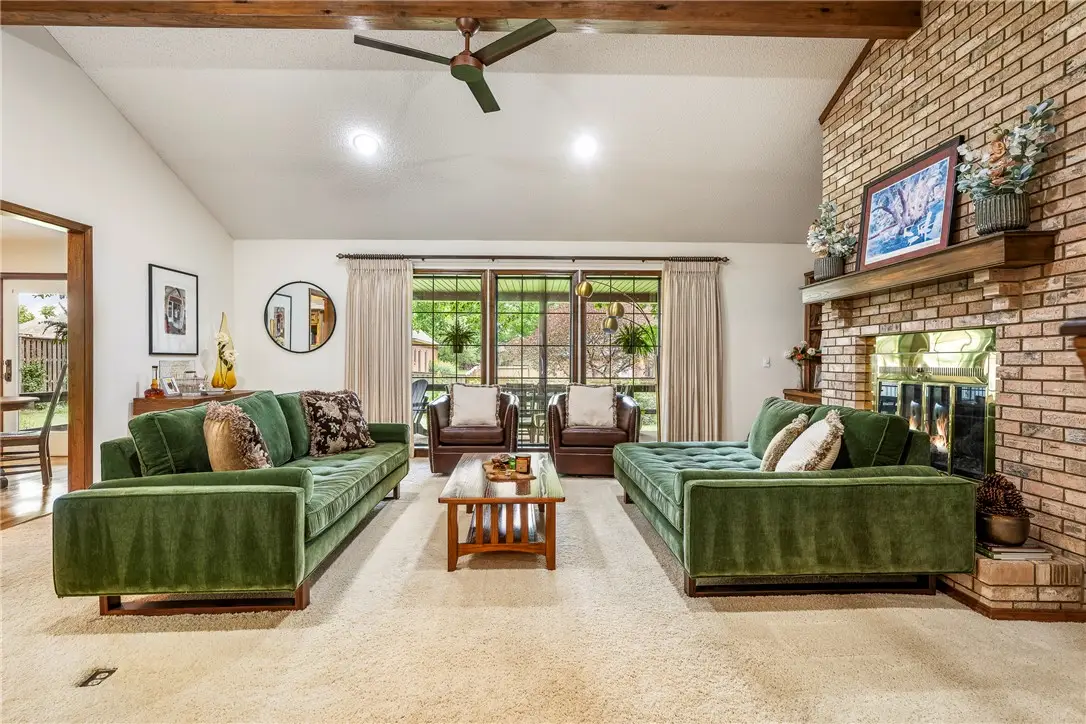 1402 NW K Street, Bentonville, AR 72712 - #1