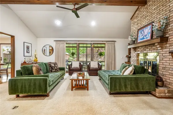1402 NW K Street, Bentonville, AR 72712