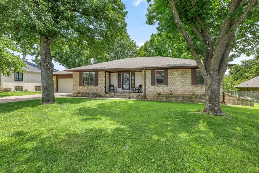 1402 NW K Street, Bentonville, AR 72712 - #2