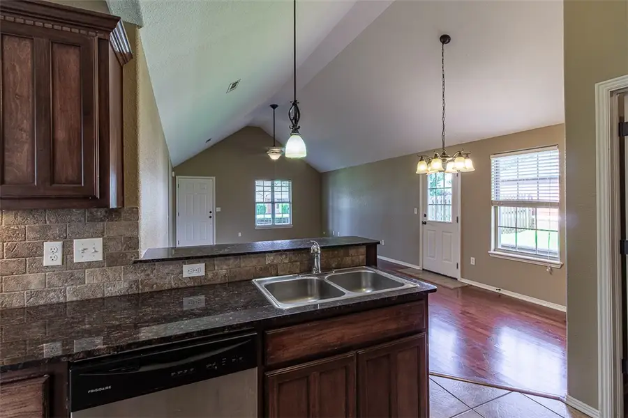 3814 Ridgepointe Avenue, Bentonville, AR 72712 - #3