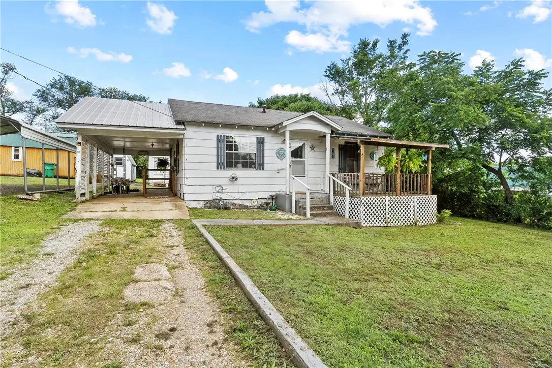 515 Broadway Avenue, Yellville, AR 72687 - #1