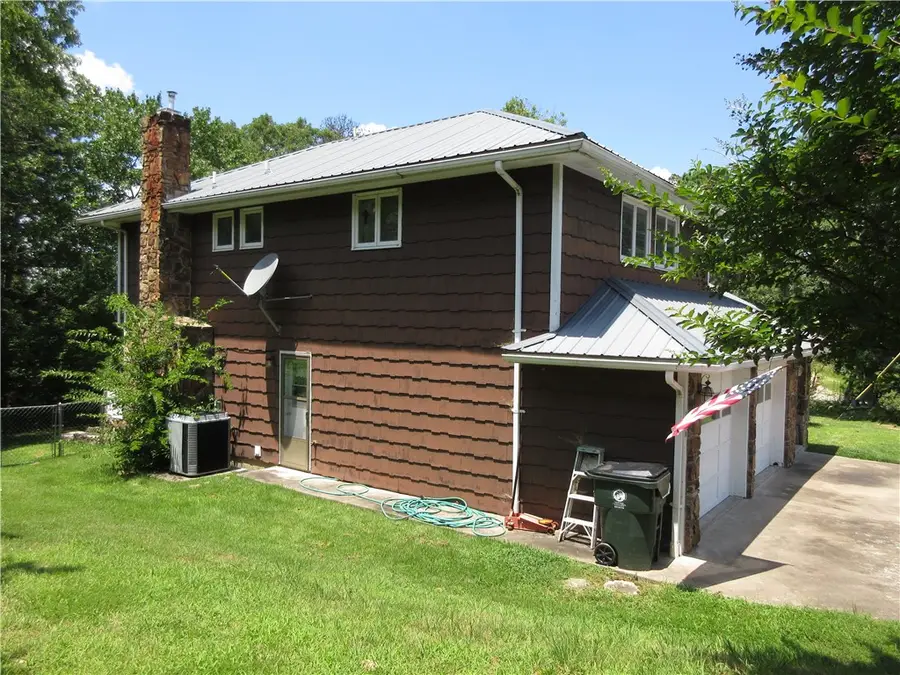 396 County Road 241, Eureka Springs, AR 72632 - #3
