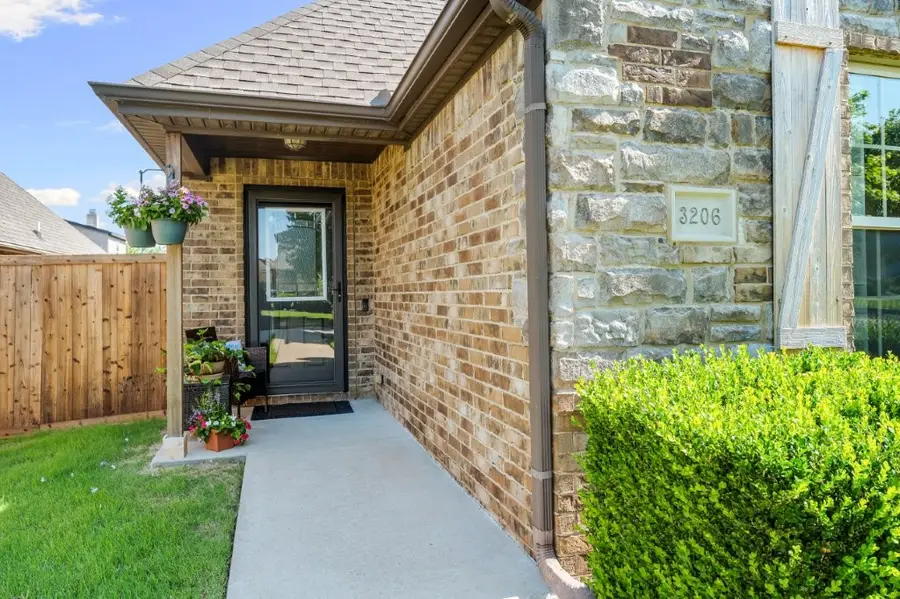 3206 SW Warberry Avenue, Bentonville, AR 72713 - #3