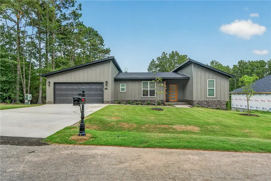 19 Mcgaugh Drive, Bella Vista, AR 72715 - #3