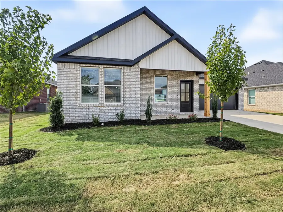 6607 SW Basswood Avenue, Bentonville, AR 72713 - #3
