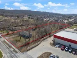 1303 Kendrick Avenue, Springdale, AR 72764 - #2