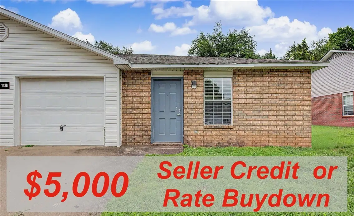 1486 N Boxley Avenue, Fayetteville, AR 72704 - #1