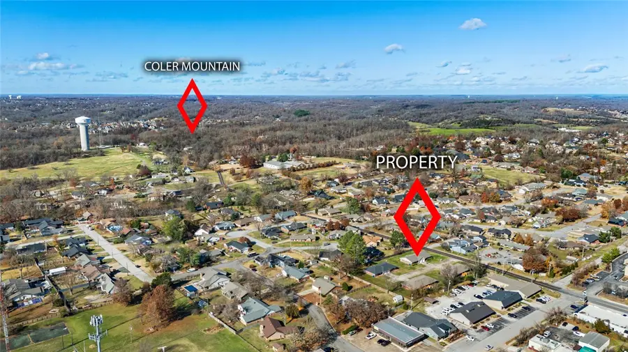 1011/1013 NW 12th Street, Bentonville, AR 72712 - #2
