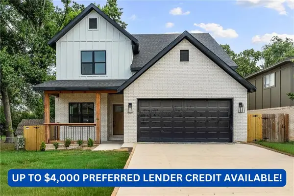 906 W Holly Street, Rogers, AR 72756