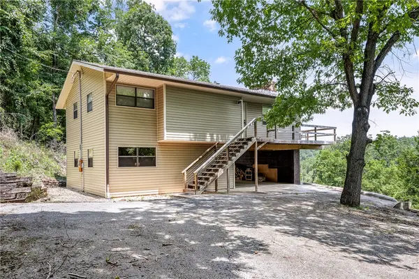8310 Lynn Street, Rogers, AR 72756