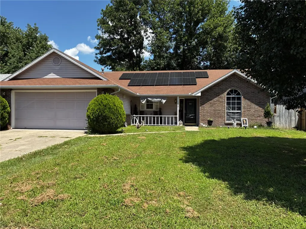 1013 N 26th Street, Rogers, AR 72756 - #1