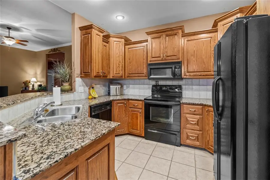 28 Harborough Drive, Bella Vista, AR 72714 - #2
