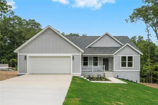 5 Greetham Lane, Bella Vista, AR 72714