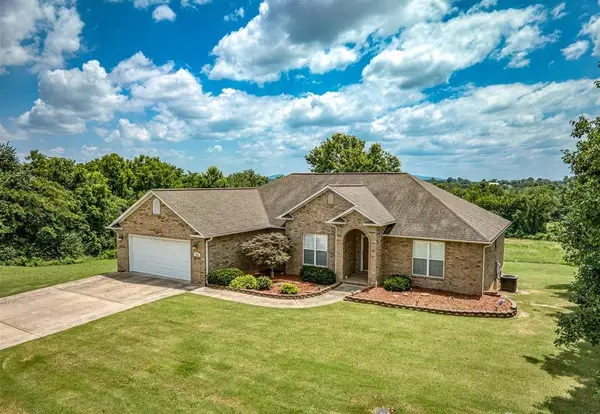 1324 W Holt Avenue, Harrison, AR 72601