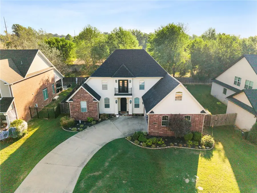 207 N Angel Falls Lane, Springdale, AR 72762 - #2