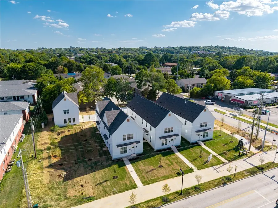 1670 N Leverett Avenue, Fayetteville, AR 72703 - #3