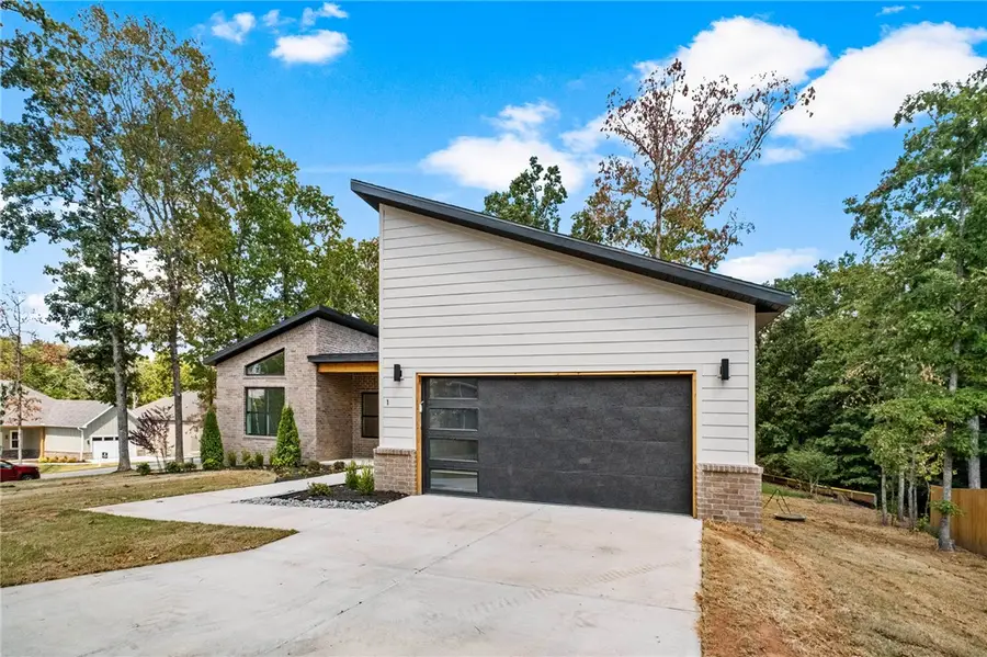 1 Frekleton Lane, Bella Vista, AR 72714 - #3