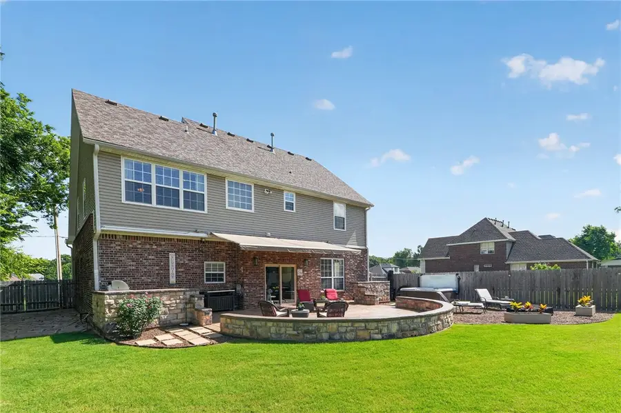 1407 NW 3rd Street, Bentonville, AR 72712 - #3
