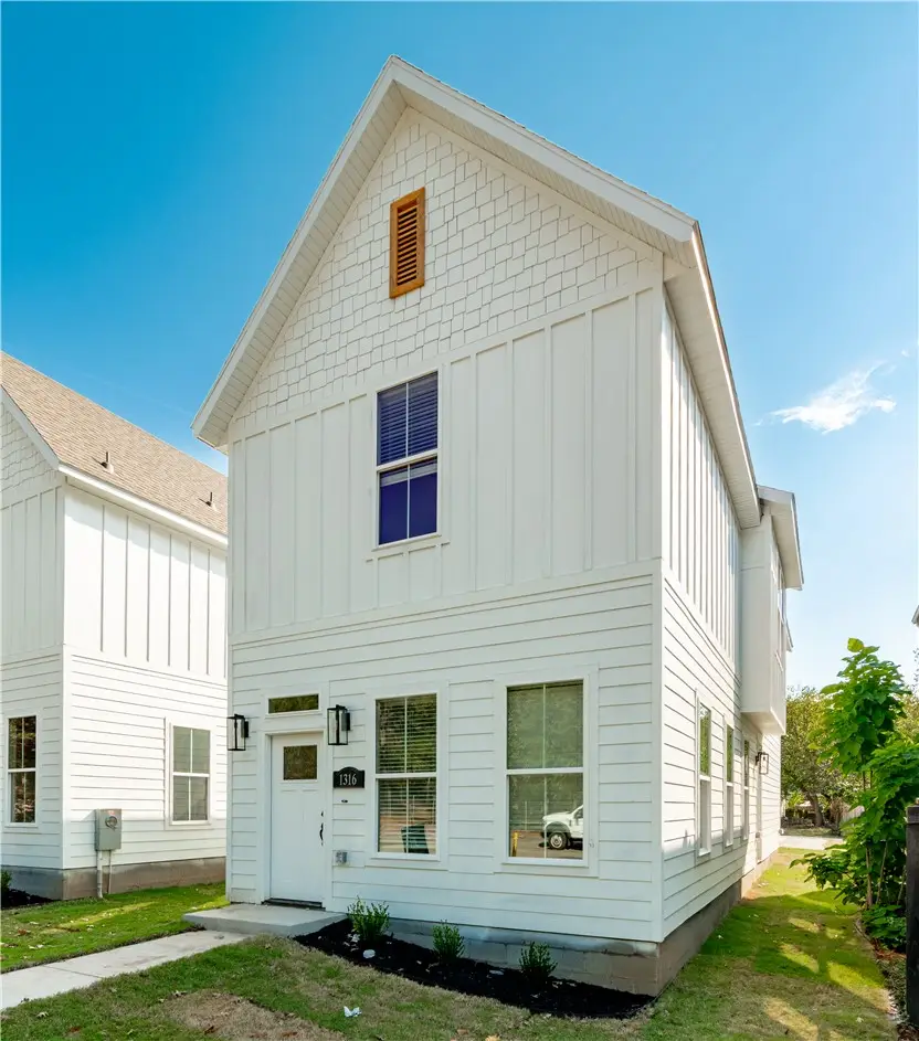 1316 S College Avenue, Fayetteville, AR 72701 - #1