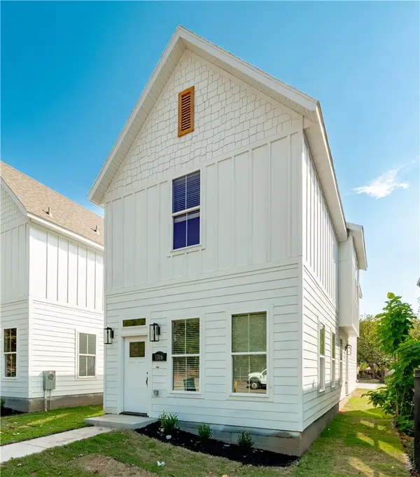 1316 S College Avenue, Fayetteville, AR 72701