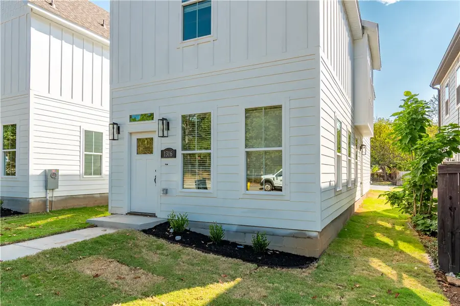 1316 S College Avenue, Fayetteville, AR 72701 - #3