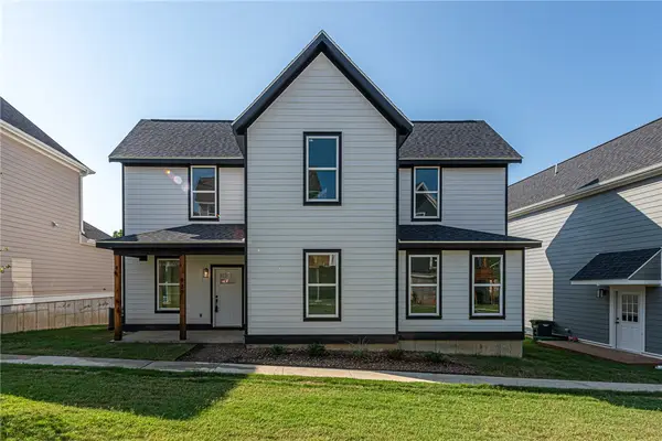 3143 W Tulsa Street, Fayetteville, AR 72704
