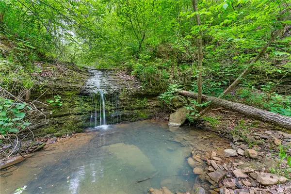 568 Madison 6182, Wesley, AR 72773