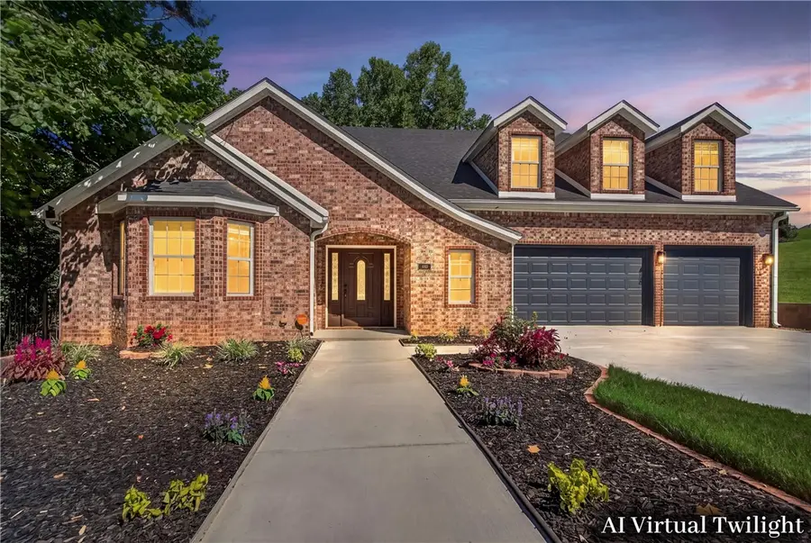 4103 NE Kensington Avenue, Bentonville, AR 72712 - #2