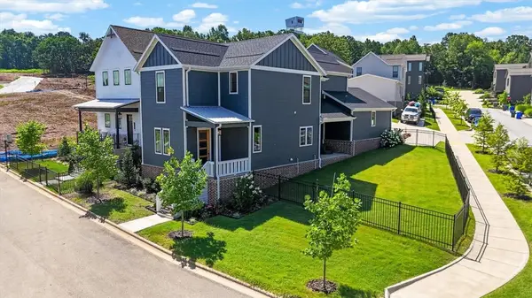 2035 E Little Crew Drive, Fayetteville, AR 72703