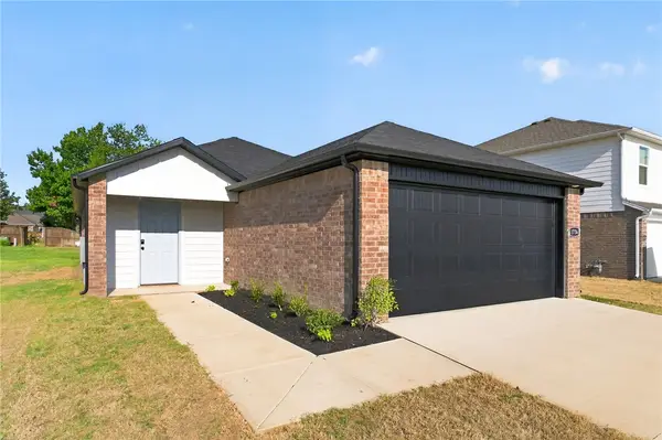 1837 Thelma Street, Springdale, AR 72762