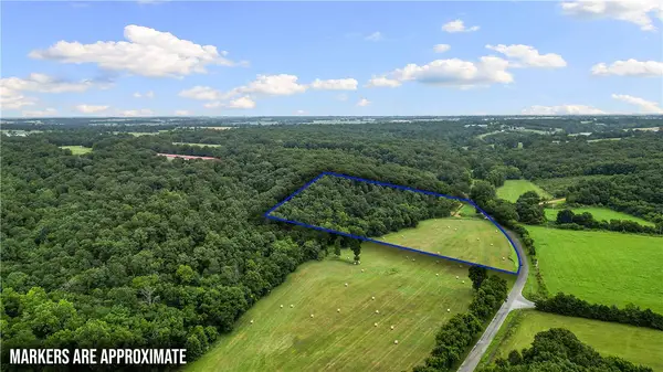 17.14AC Fr 2190, Exeter, MO 65647