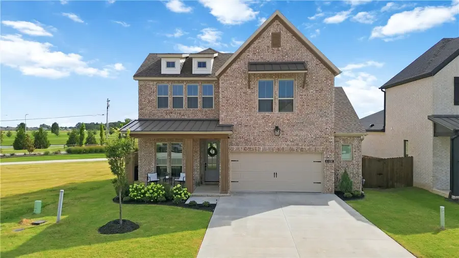 450 Fox Trail, Elm Springs, AR 72762 - #3