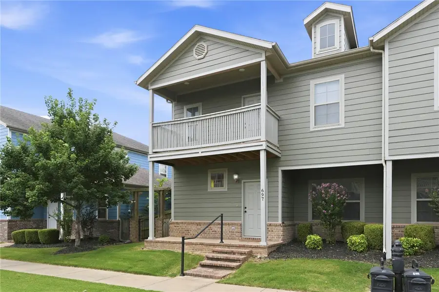 697 N Wordsworth Lane, Fayetteville, AR 72704 - #2