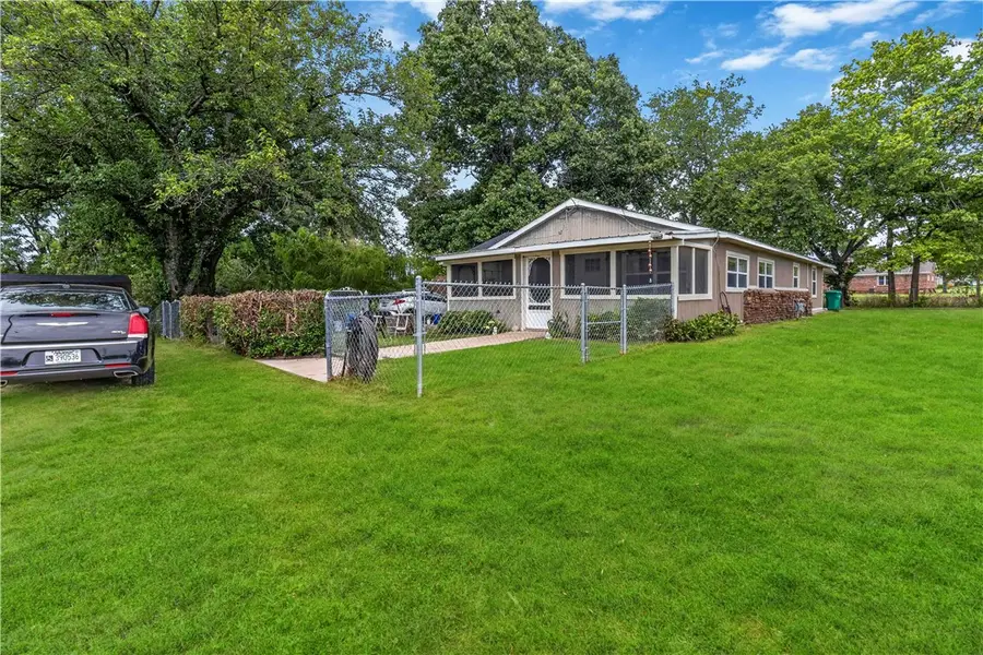 24 Wolfdale Road, Farmington, AR 72730 - #3