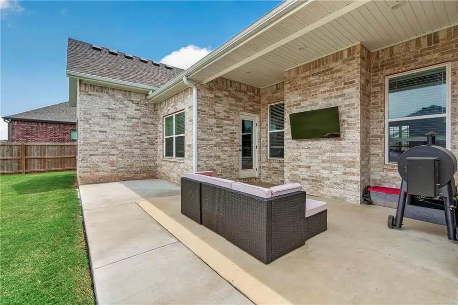 5922 Lavender Avenue, Springdale, AR 72762 - #3