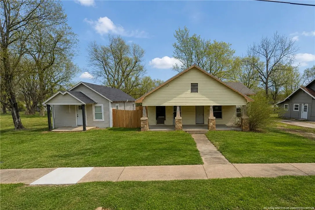 302 & 304 N Main Avenue, Lincoln, AR 72744 - #1