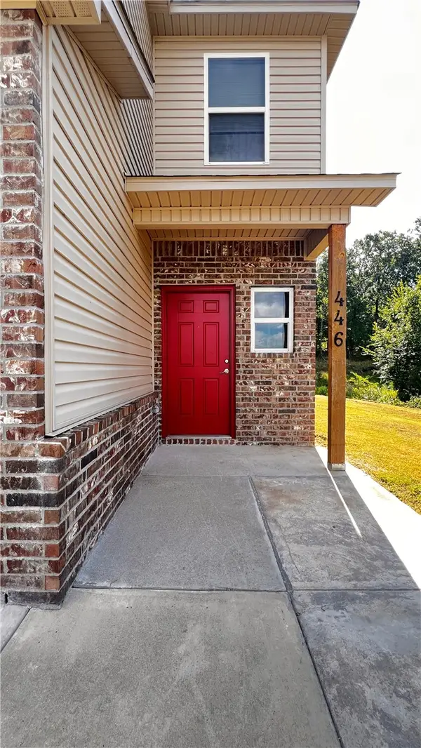 446 Cooper Street, Huntsville, AR 72740