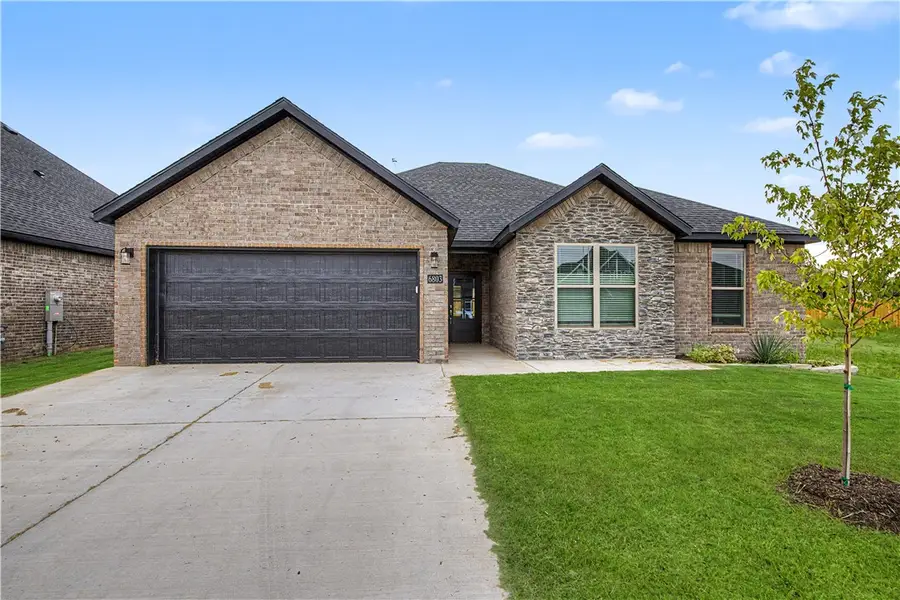 6803 SW Orange Avenue, Bentonville, AR 72713 - #2