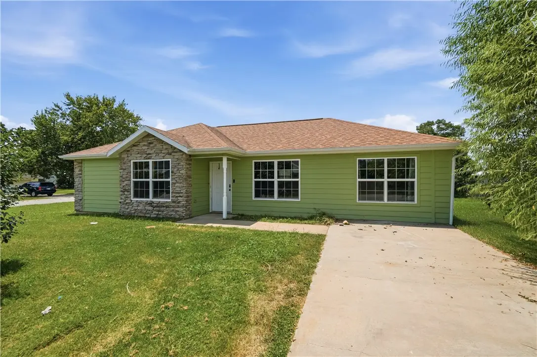 304 Estates Drive, Green Forest, AR 72638 - #1