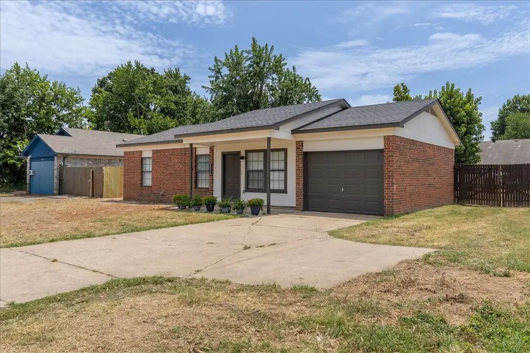 3514 W Olive Street, Rogers, AR 72756 - #1
