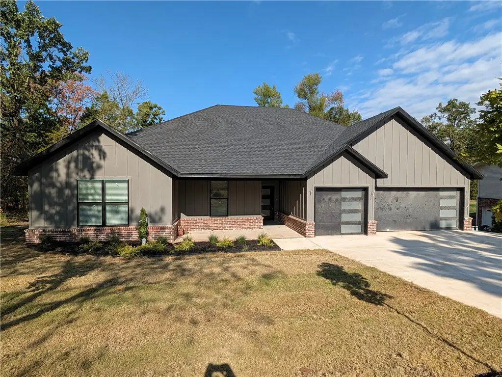 4 Constance Circle, Bella Vista, AR 72714 - #1