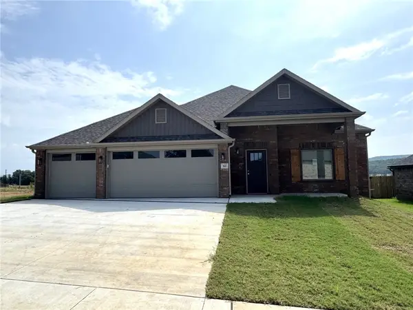 163 S Eagle Mountain Street, Prairie Grove, AR 72753