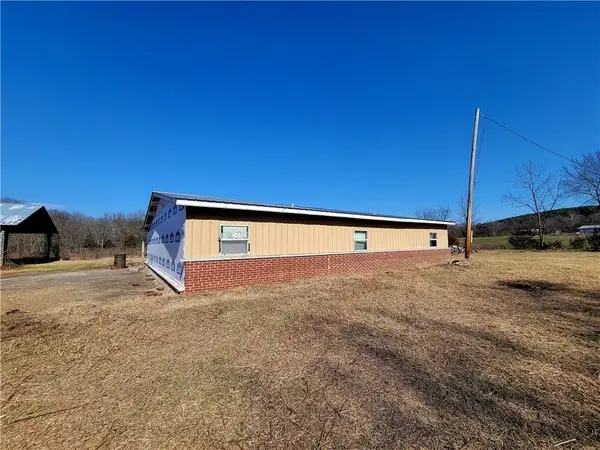 000 W 8th Street, Plainview, AR 72857