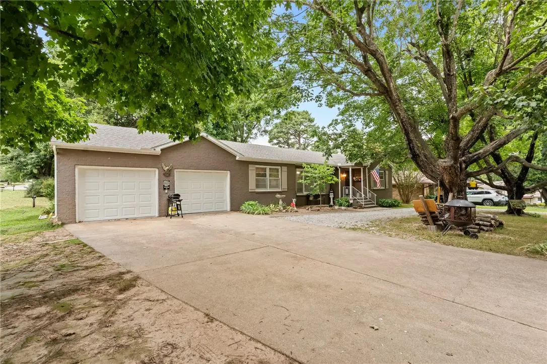 624 Kelly Street, Harrison, AR 72601 - #1