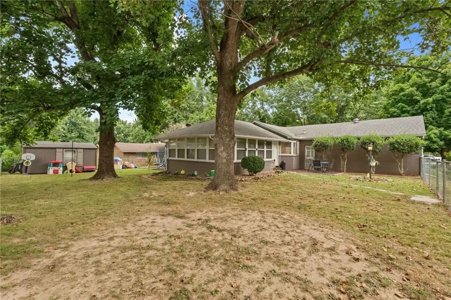 624 Kelly Street, Harrison, AR 72601 - #2