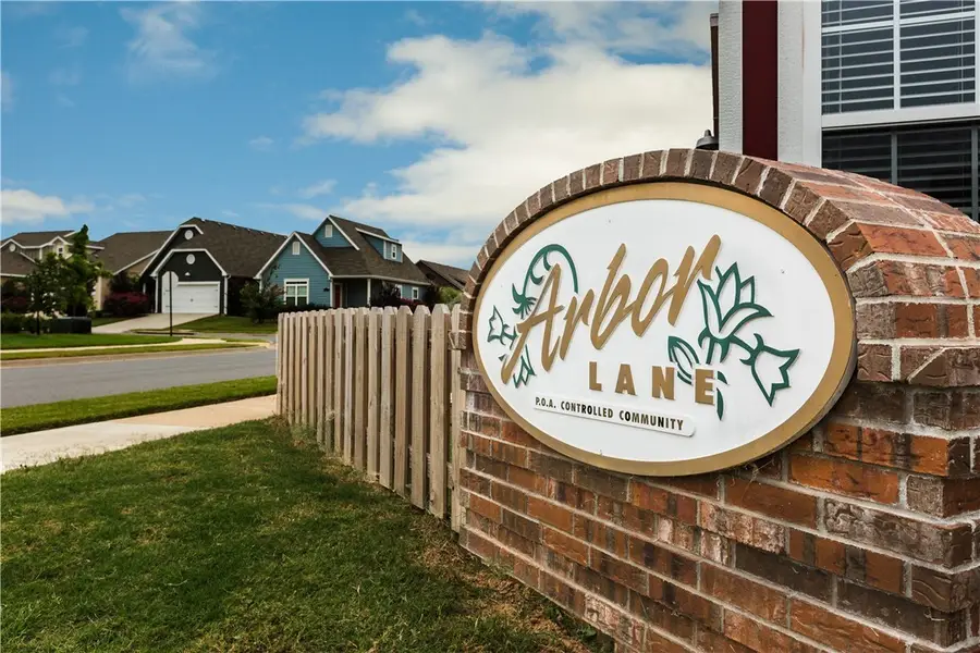 2605 SW Arbor Road, Bentonville, AR 72713 - #2